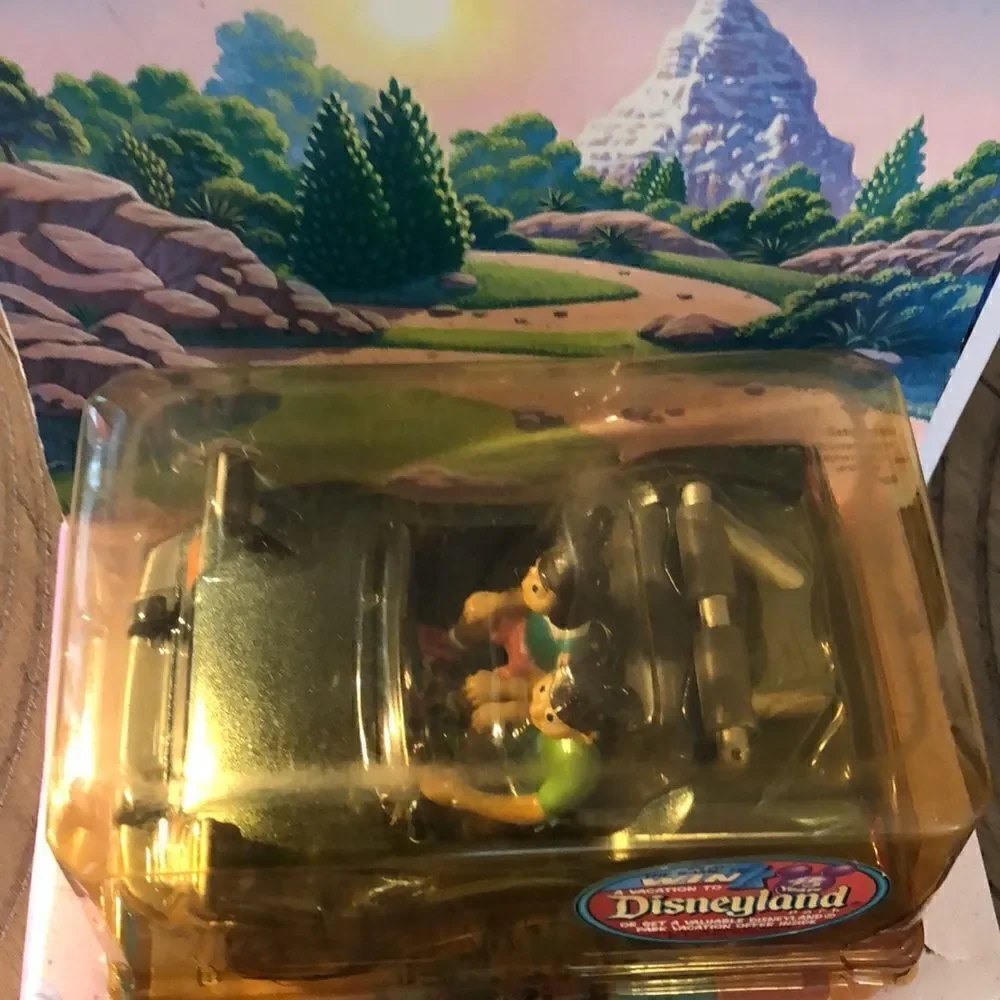 Disney’s Autopia Chevron Ltd Ed 2000 Pull Back Car with Mouseketeers Driving.